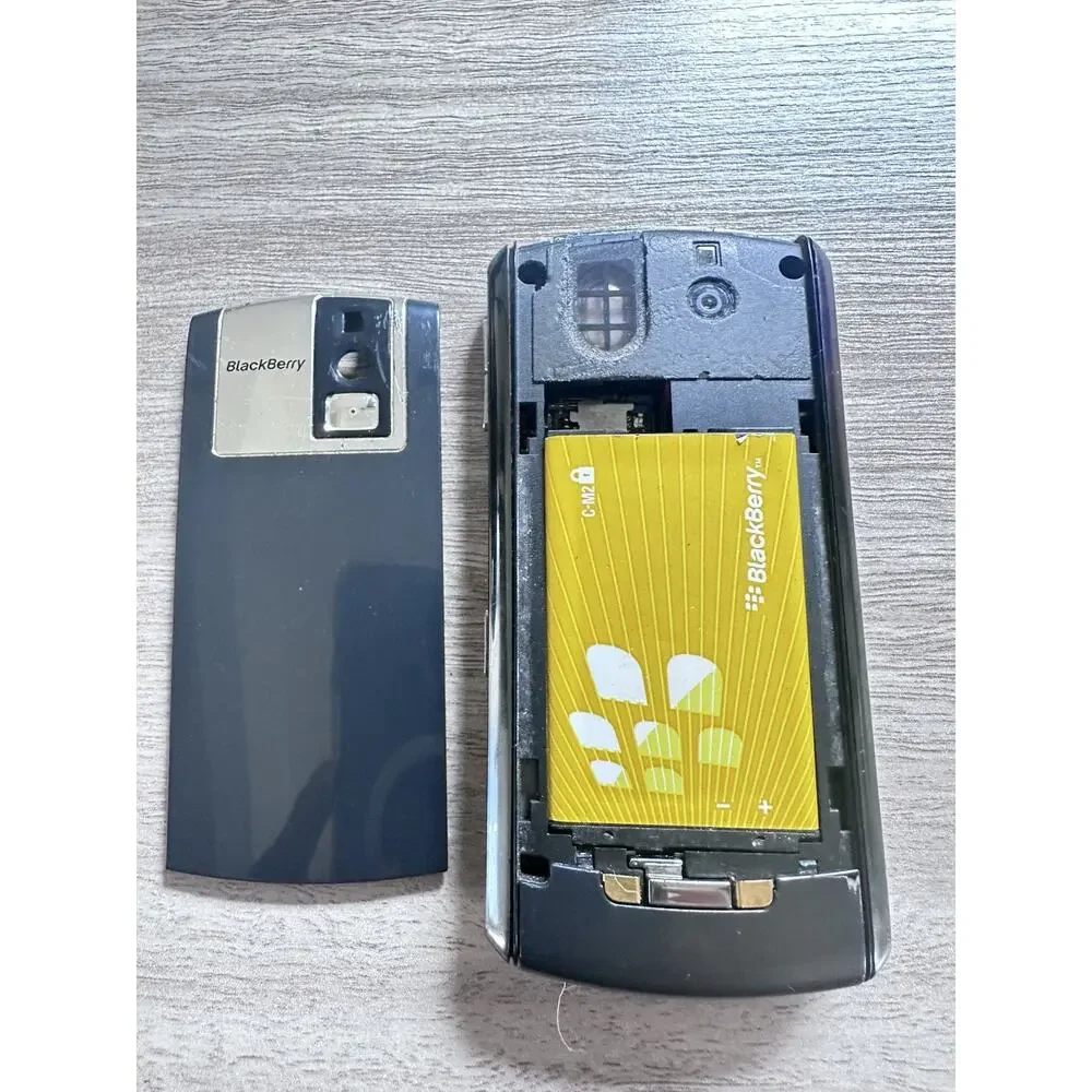 BlackBerry Pearl 8100 Cingular Smartphone & Leather Case